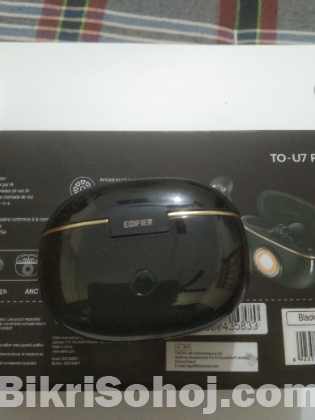 Edifier to u7 pro air Buds
